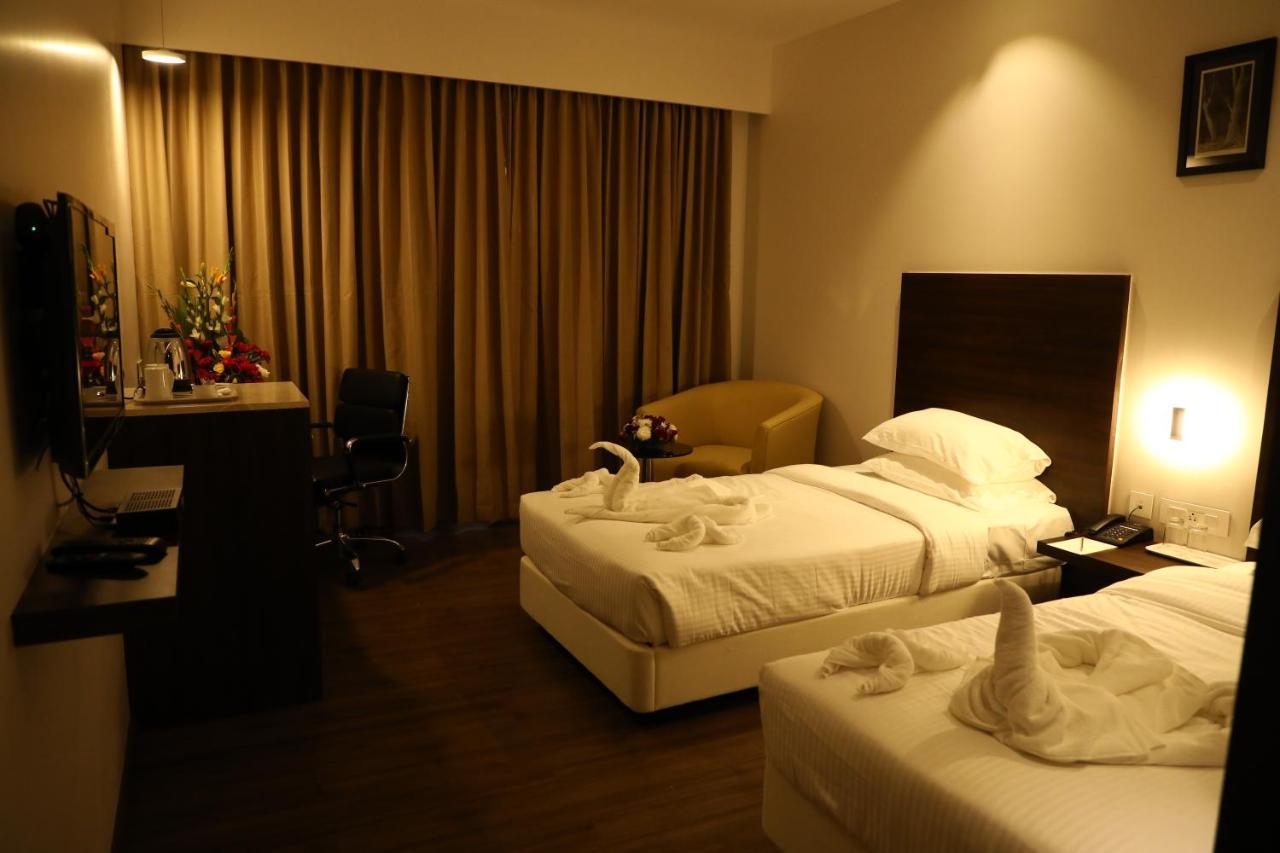 Yn Hotels Bangalore Exterior photo